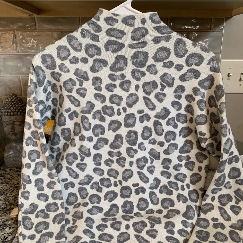 Mock neck animal print sweater